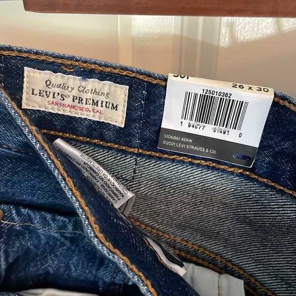*NEW* Levi’s 501® ORIGINAL FIT WOMEN'S JEANS - Picture 5 of 11